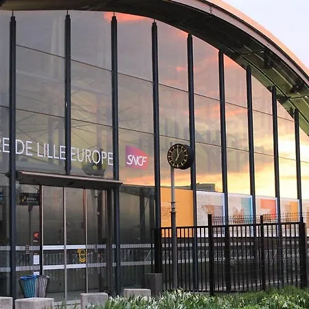 Charmante Maison 3 Avec Jardin. Guest house 4*