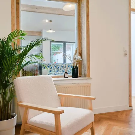 Konukevi Charmante Maison 3 Avec Jardin. La Madeleine (Nord)