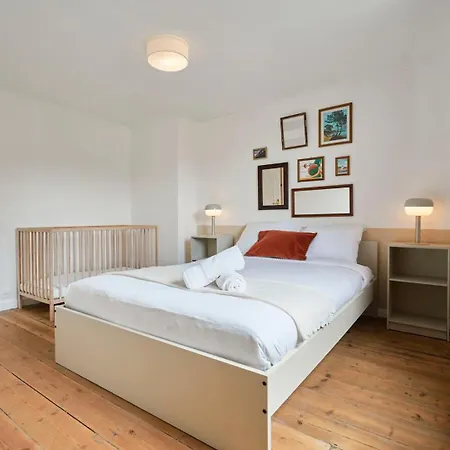 Charmante Maison 3 Avec Jardin. 4* La Madeleine (Nord)