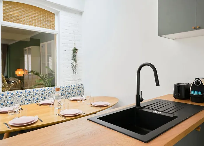 Maison d'hôtes Charmante Maison 3 Avec Jardin.