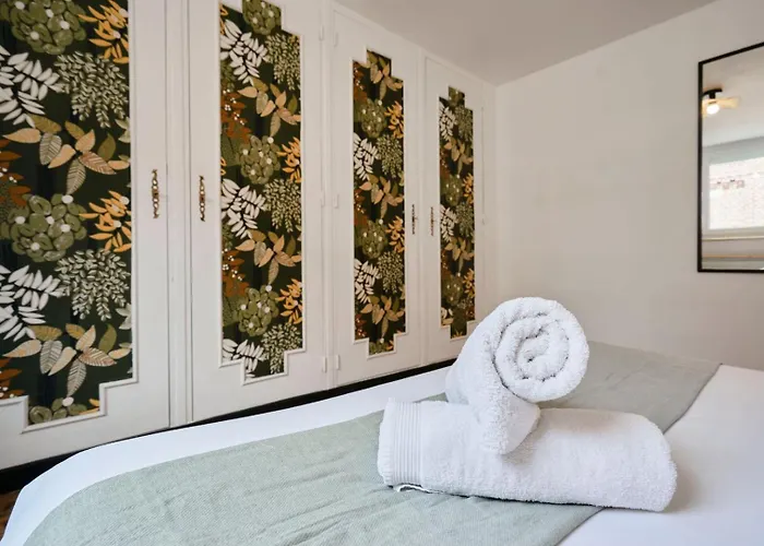 Charmante Maison 3 Avec Jardin. 4* La Madeleine (Nord)