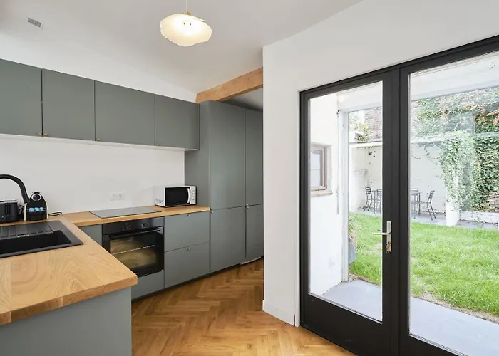 Charmante Maison 3 Avec Jardin. Maison d'hôtes 4*