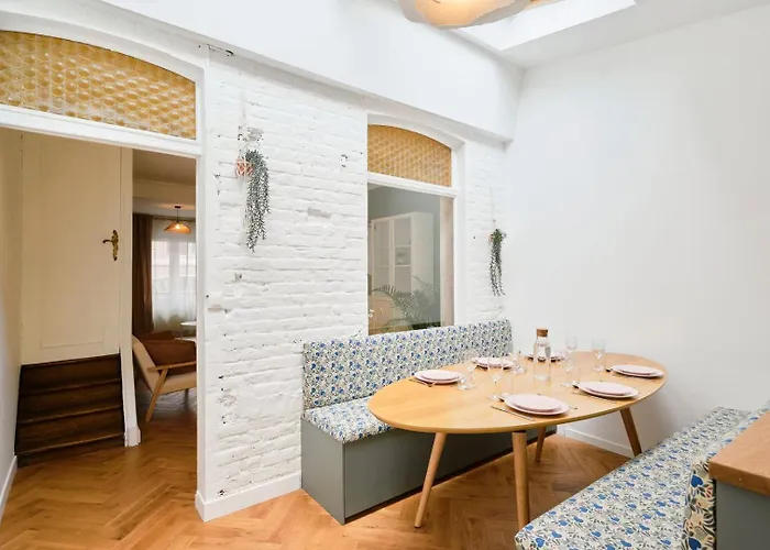 Charmante Maison 3 Avec Jardin. 4*